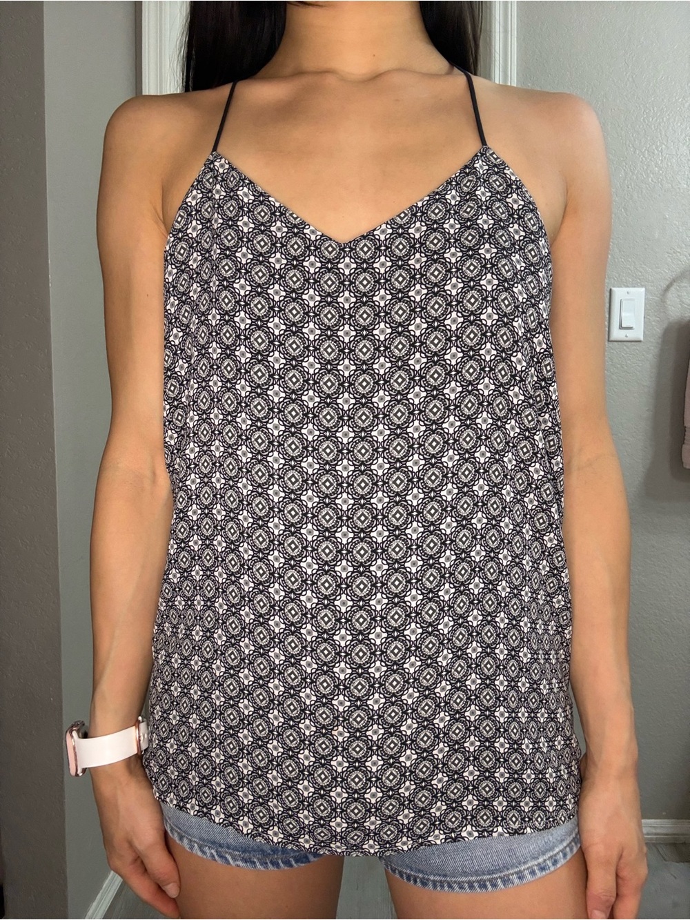 Express Women's Black & White Patterned Spaghetti Strap Cami Top